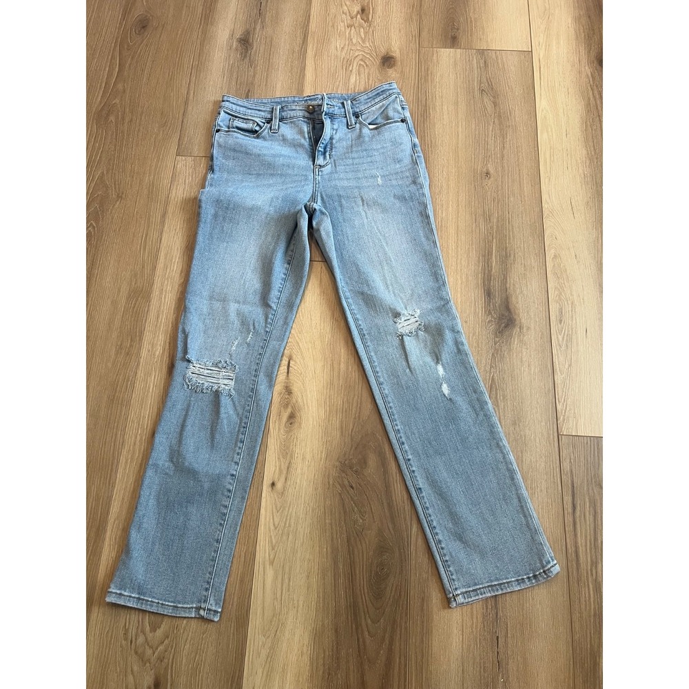 Universal Thread Distressed Straight Leg Jeans Women's Size 4/27 Light Wash